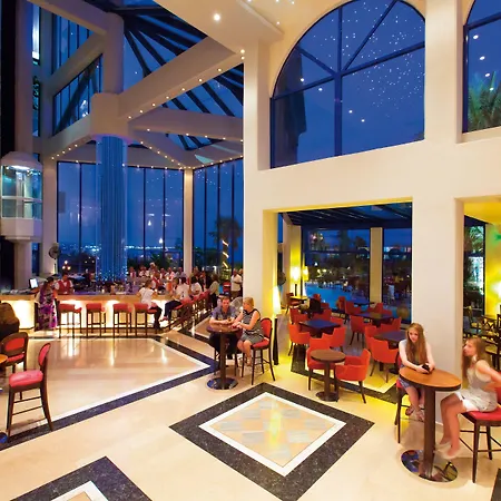 Semesteranläggning (resort) Kresten Palace 4*