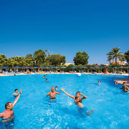 Kresten Palace אתר נופש 4*